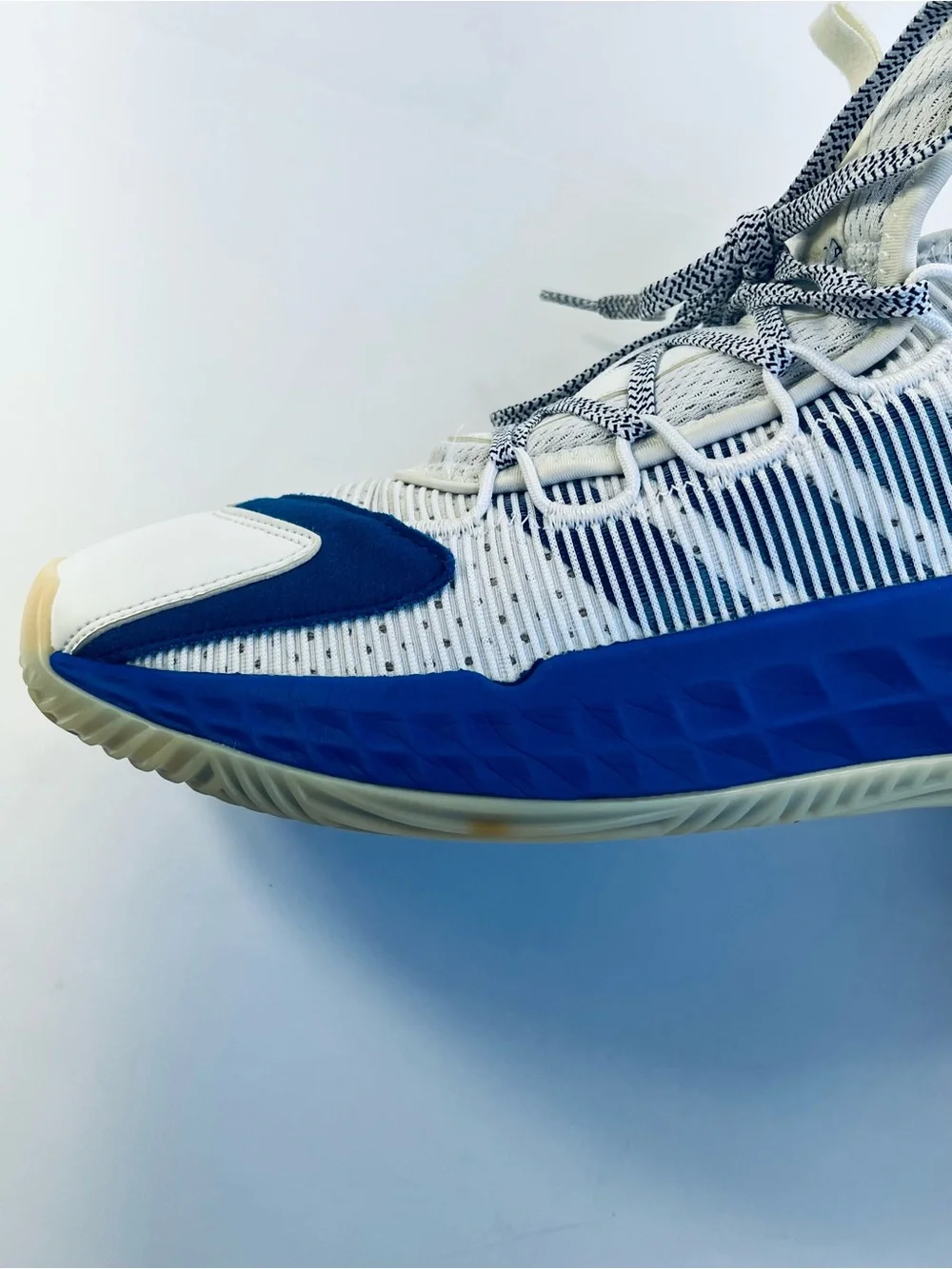 Adidas Boost Light Strike Athletic Shoes #FE9505 White Blue Men’s :10 Sneakers